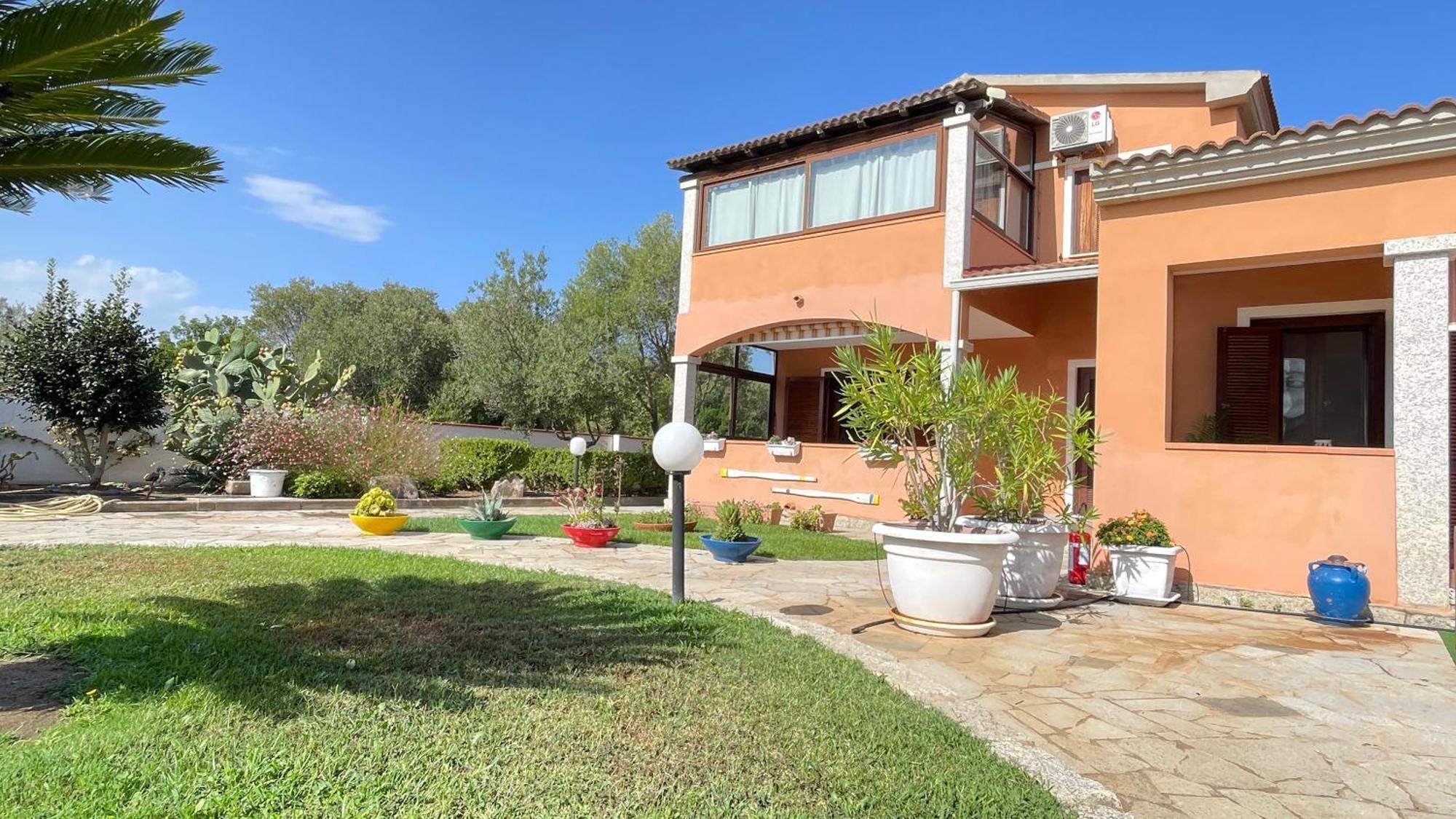 Sardegna - Villa Mirto & Flowers Olbia Exterior foto